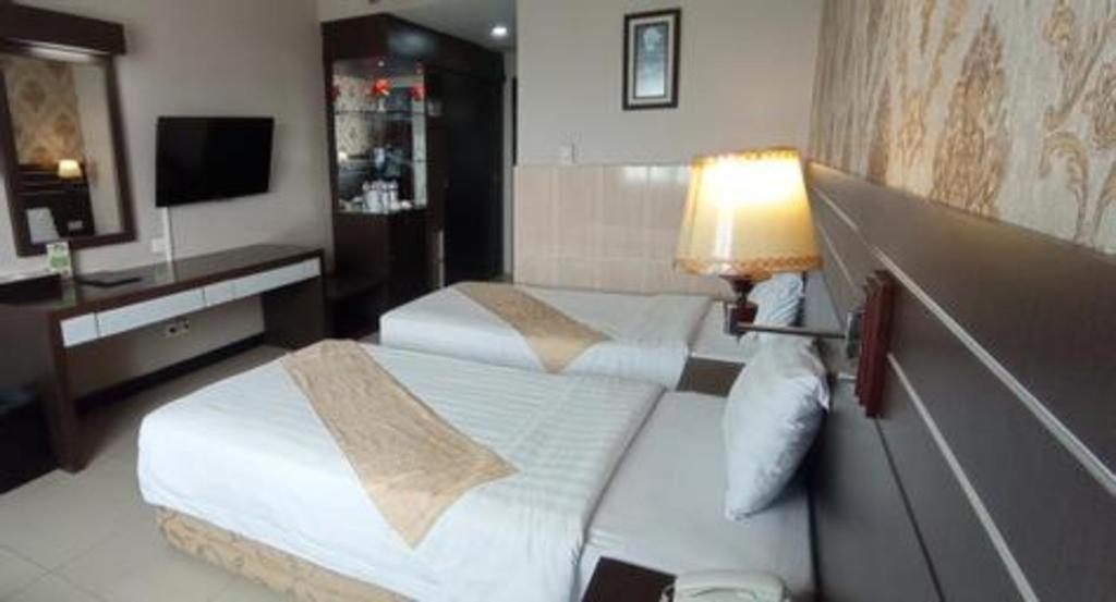 Grand Antares Hotel Medan Exterior photo